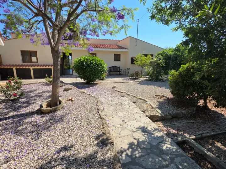Вилла в аренду 220 м² в Paphos, Tala
