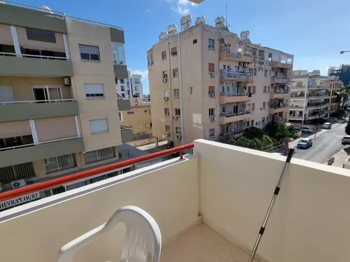 3-bedroom apartments for rent 100 m² in Limassol, Limassol - Neapolis