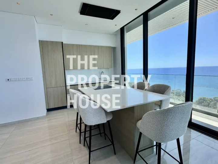 2-bedroom apartments for rent 100 m² in Limassol, Germasogeia Tourist Area