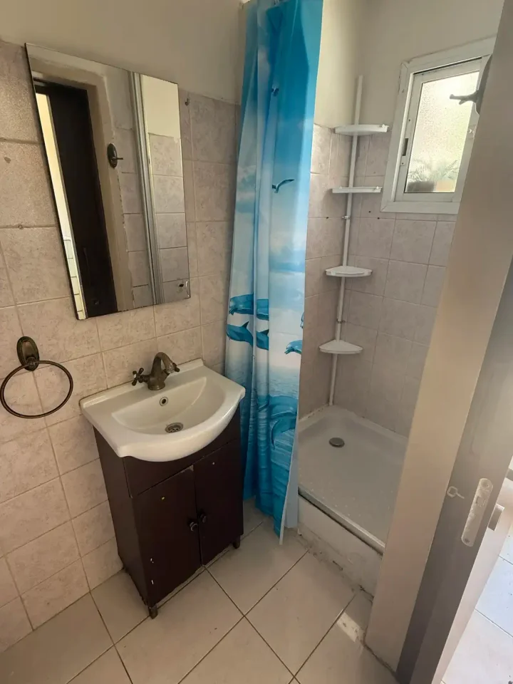 2-bedroom semi-detached house for rent 90 m² in Limassol, Germasogeia