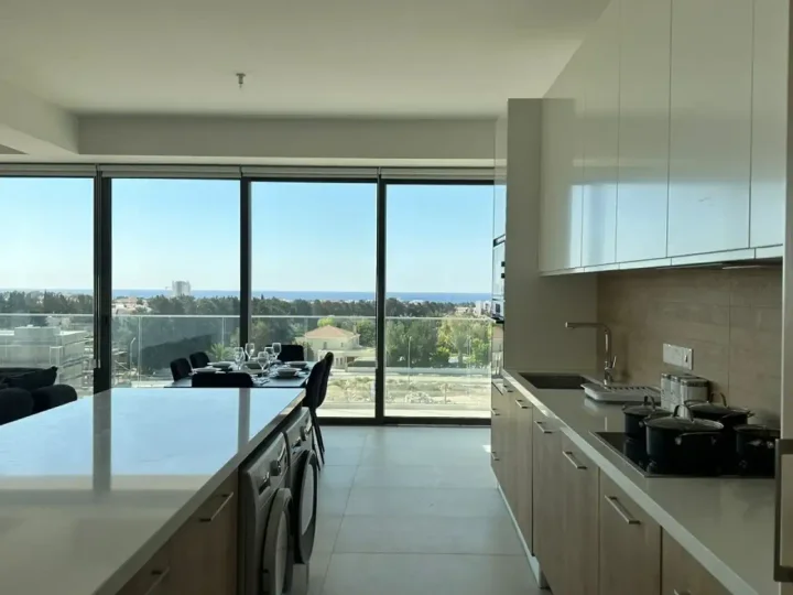 3-bedroom penthouse for rent 150 m² in Paphos, Paphos - Universal