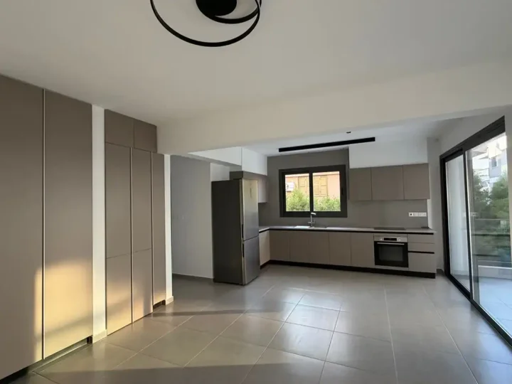 2-bedroom apartments for rent 97 m² in Limassol, Kato Polemidia