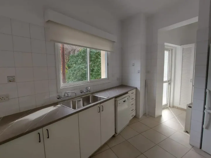 2-bedroom apartments for rent 115 m² in Nicosia, Nicosia - Agios Andreas