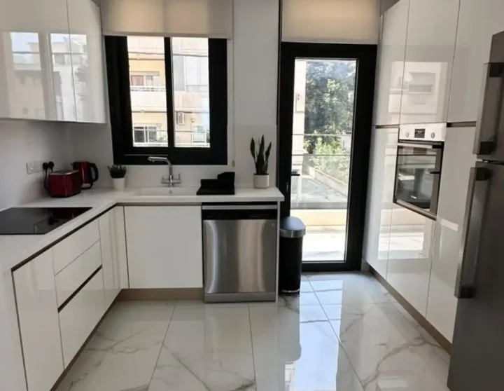 2-bedroom apartments for rent 130 m² in Limassol, Limassol - Neapolis