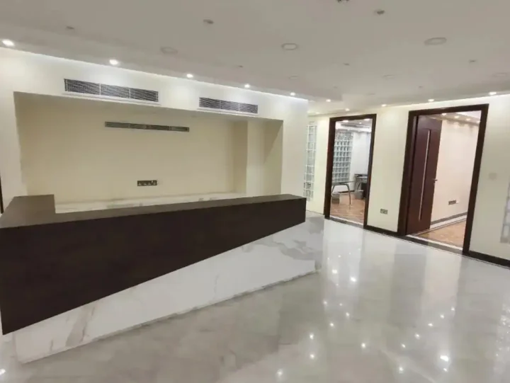 Office 480 m² for rent in Limassol, Limassol - Agia Triada