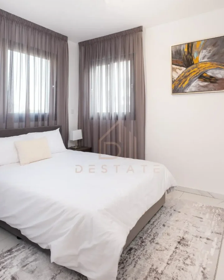 2-bedroom apartments for rent 90 m² in Larnaca, Larnaka - Finikoudes