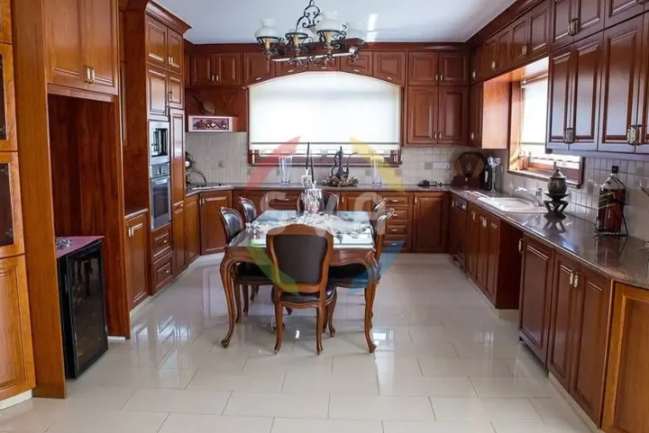 Βίλα προς ενοικίαση 550 μ² στην τοποθεσία Limassol, Limassol - Agia Fyla
