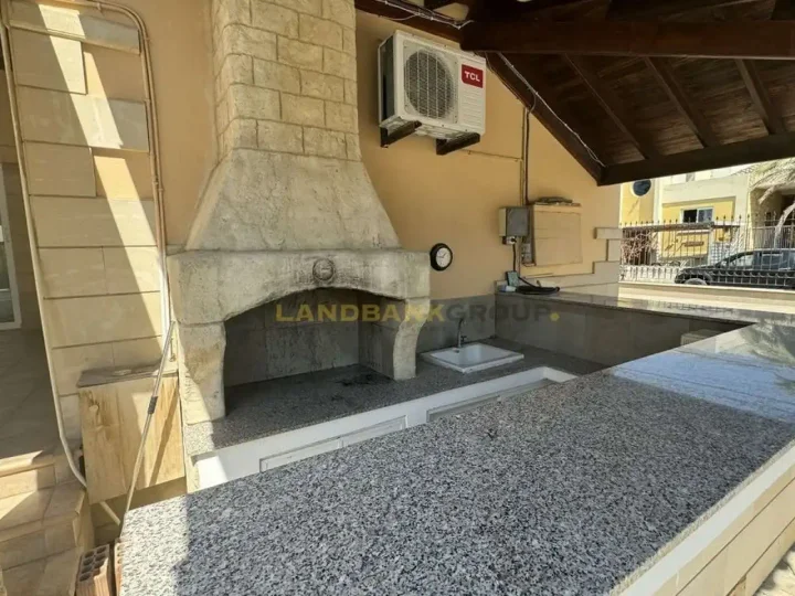Villa for rent 250 m² in Nicosia, Latsia - Agios Georgios