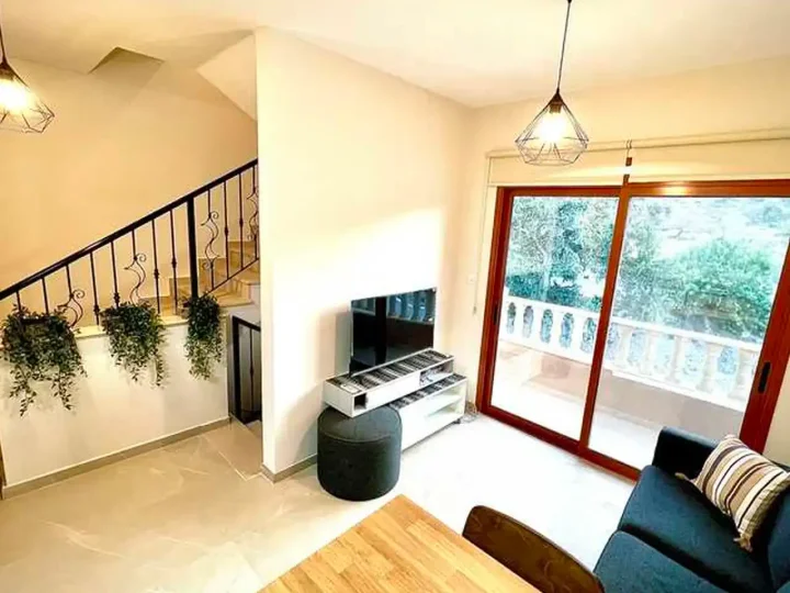 2-bedroom apartments for rent 90 m² in Limassol, Agios Tychon