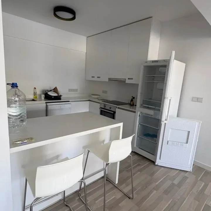 2-bedroom apartments for rent 90 m² in Limassol, Limassol - Mesa Geitonia