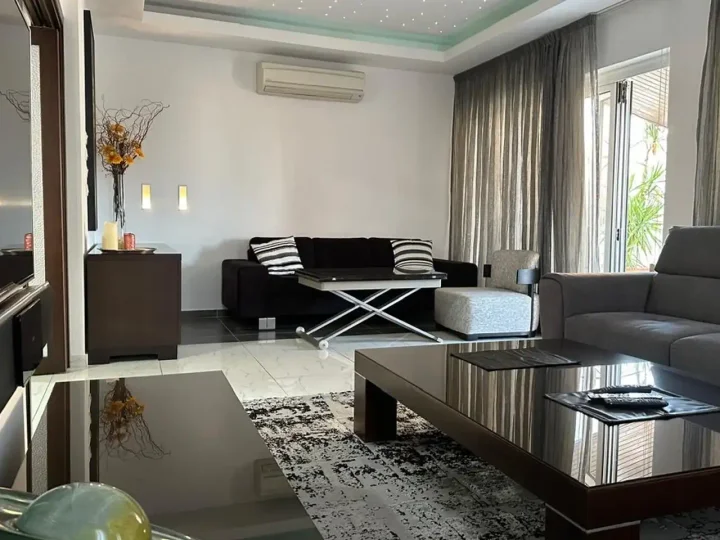 3-bedroom penthouse for rent 160 m² in Larnaca, Larnaka - Sotiros