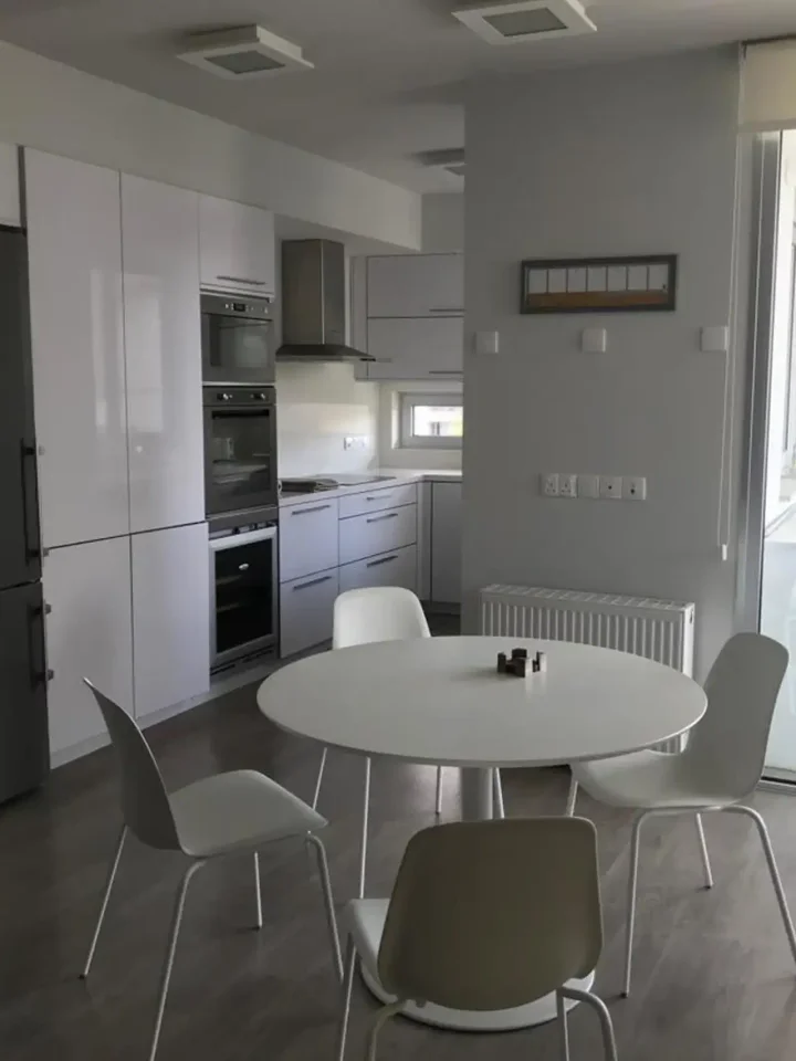 3-bedroom apartments for rent 190 m² in Nicosia, Egkomi