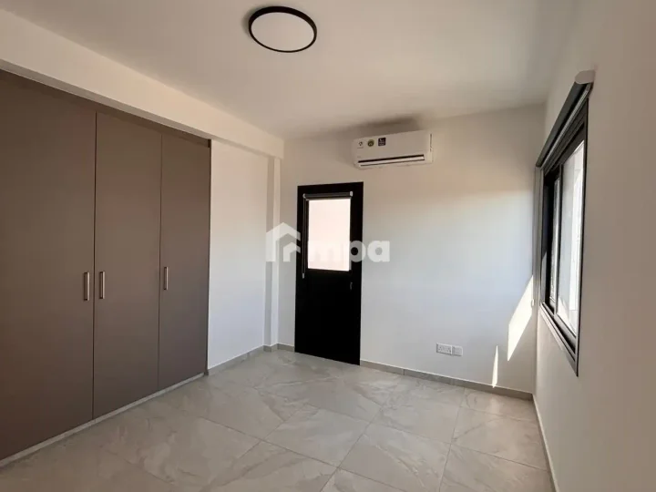 3-bedroom apartments for rent 92 m² in Nicosia, Nicosia - Lykabittos