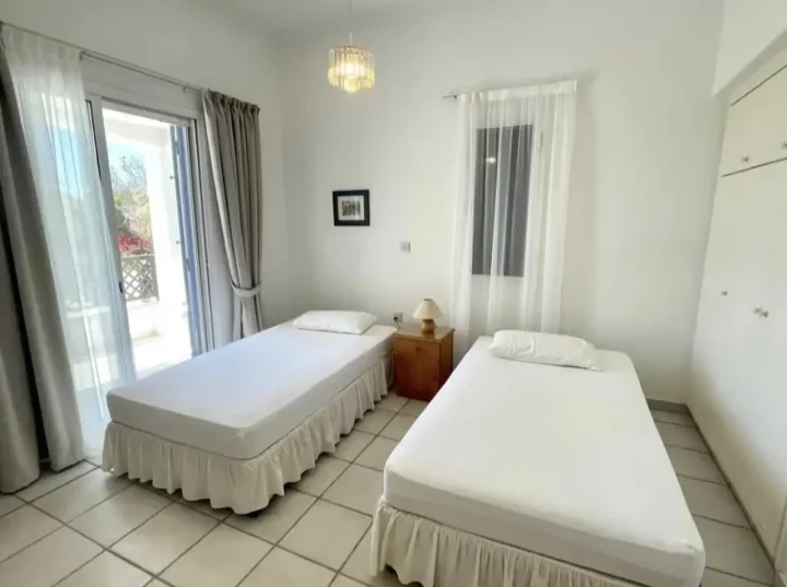 Βίλα προς ενοικίαση 300 μ² στην τοποθεσία Paphos, Chlorakas