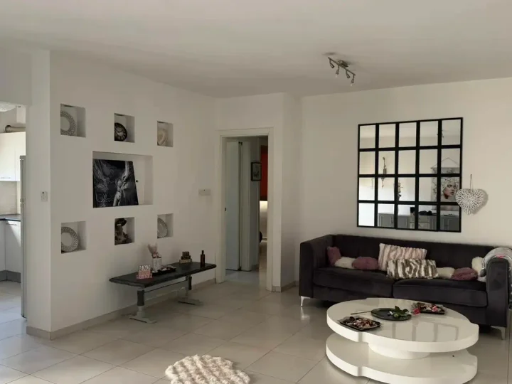 2-bedroom apartments for rent 150 m² in Nicosia, Strovolos - Enthomar Kyprianos