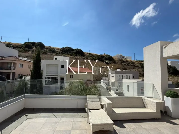 3-bedroom apartments for rent 198 m² in Limassol, Limassol - Mesa Geitonia
