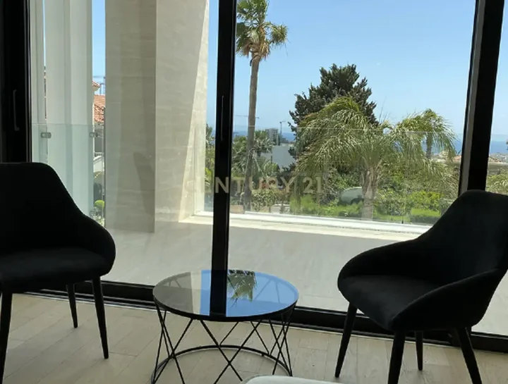 5-bedroom villa for rent 571 m² in Limassol, Germasogeia