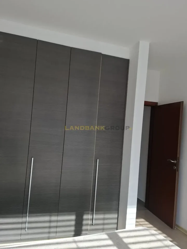 Apartments for rent 110 m² in Nicosia, Agioi Omologites