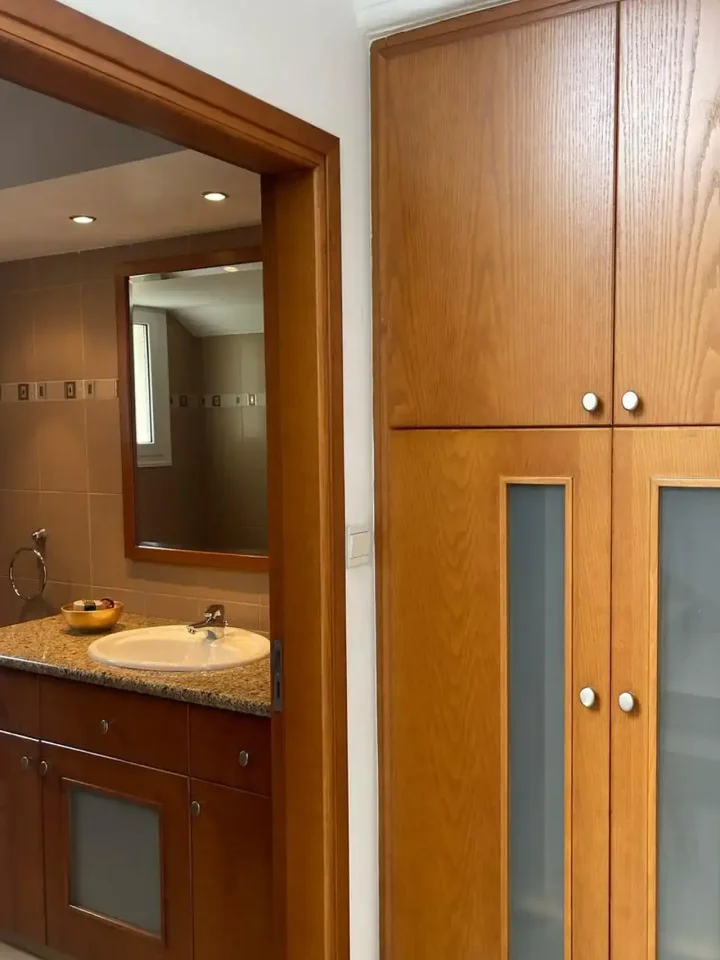 Βίλα προς ενοικίαση 350 μ² στην τοποθεσία Limassol, Limassol - Tsirion