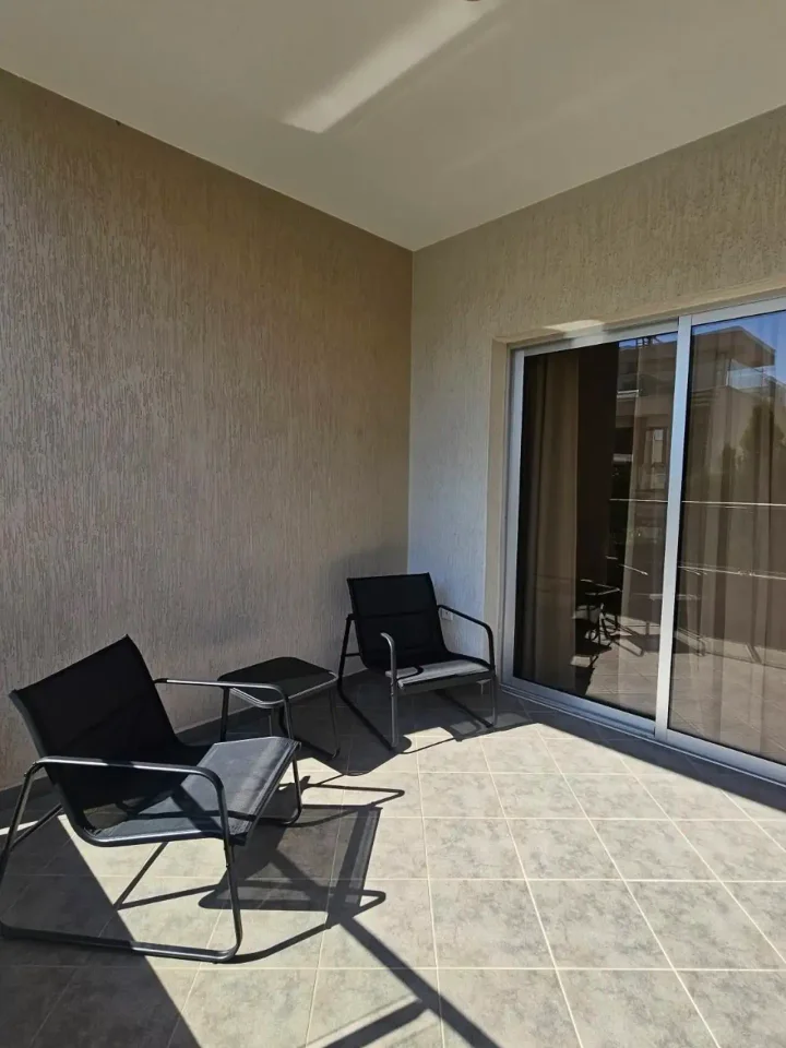 2-bedroom apartments for rent 90 m² in Limassol, Limassol - Mesa Geitonia