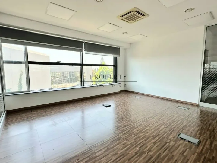 Office 188 m² for rent in Limassol, Limassol - Agia Zoni