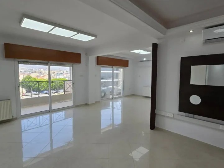 Γραφείο 185 μ² προς ενοικίαση στην τοποθεσία Limassol, Limassol - Mesa Geitonia