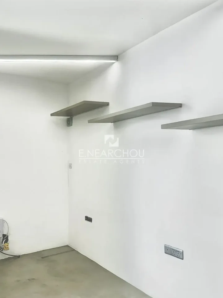 Office 120 m² for rent in Limassol, Germasogeia