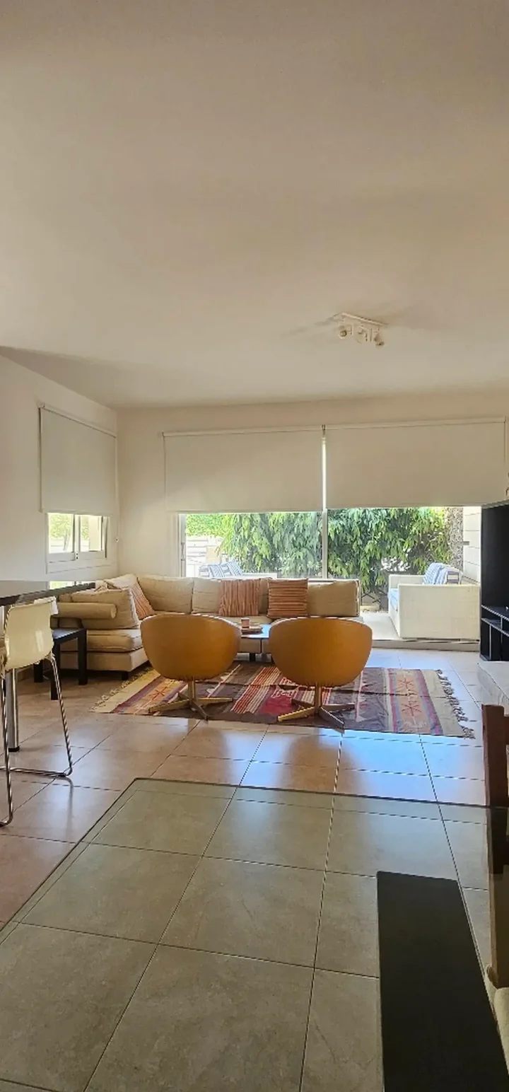2-bedroom apartments for rent 80 m² in Larnaca, Larnaka - Skala
