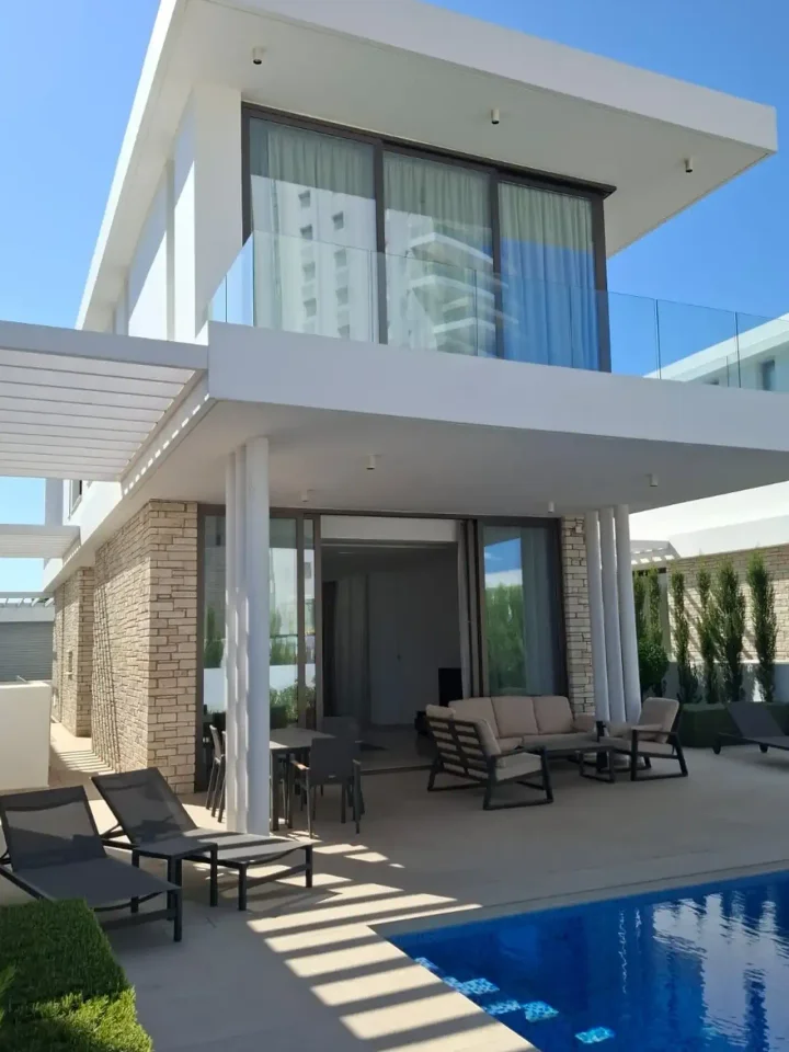 Βίλα προς ενοικίαση 300 μ² στην τοποθεσία Paphos, Paphos - Kato Paphos
