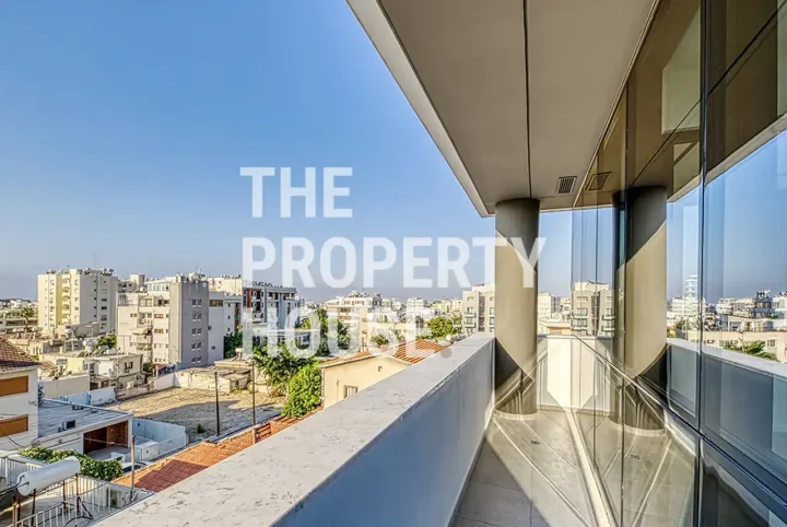 Office 102 m² for rent in Limassol, Limassol - Mesa Geitonia