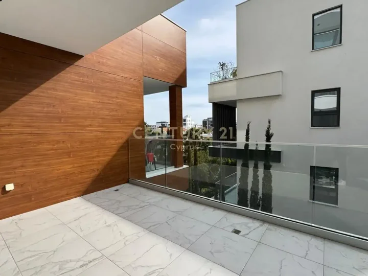 2-bedroom apartments for rent 106 m² in Limassol, Potamos Germasogeias