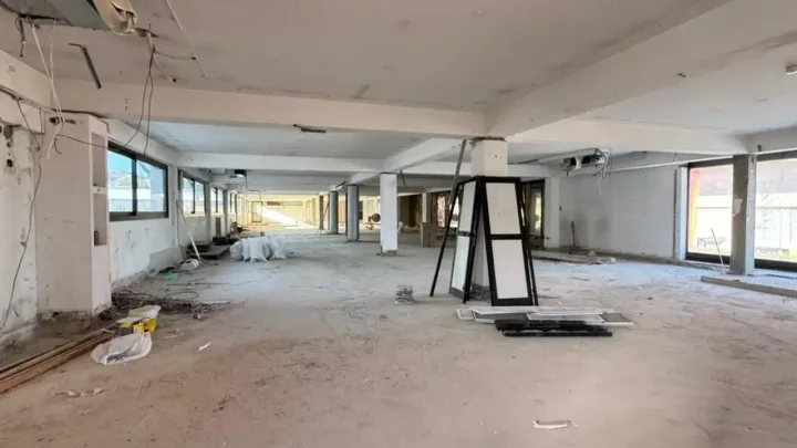 Office 640 m² for rent in Limassol, Agios Athanasios