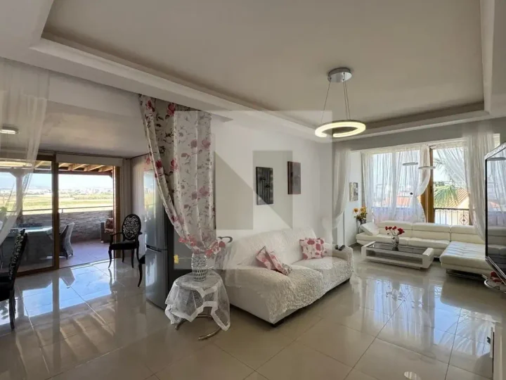 3-bedroom penthouse for rent 106 m² in Larnaca, Livadia Larnakas