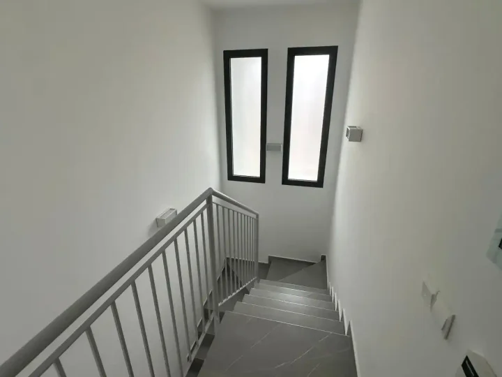 4-bedroom detached house for rent 270 m² in Nicosia, Latsia - Agios Georgios