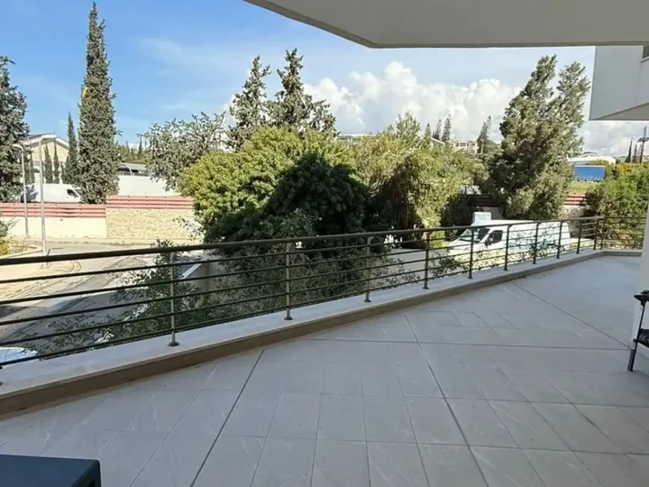 Apartments for rent 170 m² in Limassol, Mouttagiaka Tourist Area