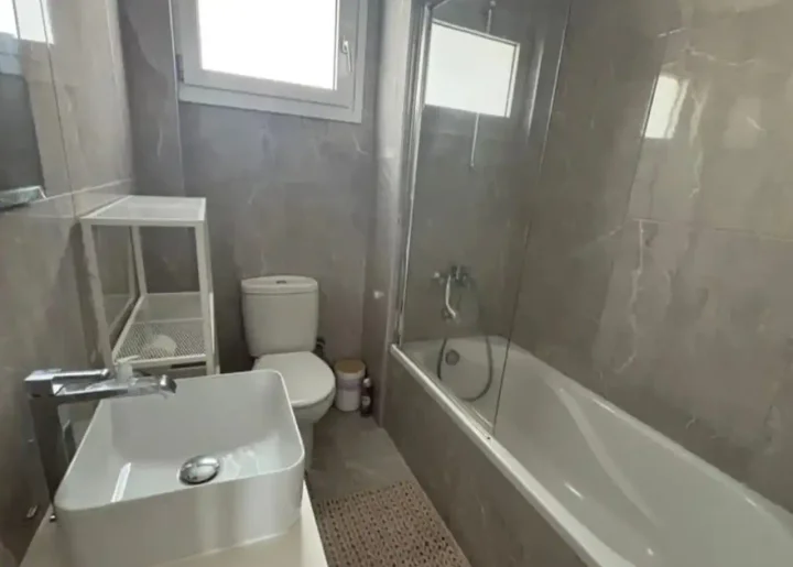 3-bedroom apartments for rent 142 m² in Limassol, Germasogeia Tourist Area