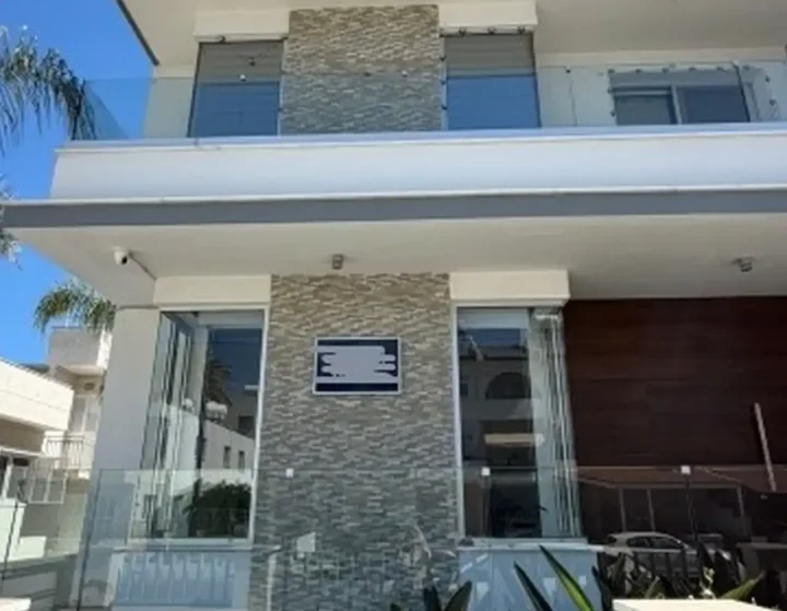 Γραφείο 280 μ² προς ενοικίαση στην τοποθεσία Larnaca, Larnaka - Agios Nikolaos