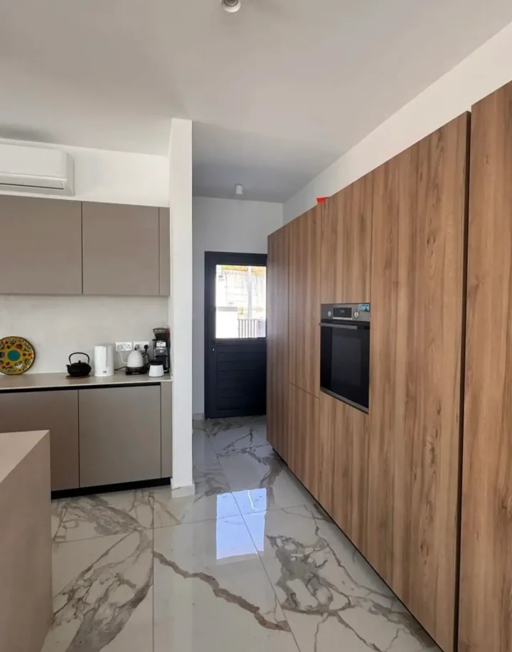 Villa for rent 200 m² in Limassol, Palodeia