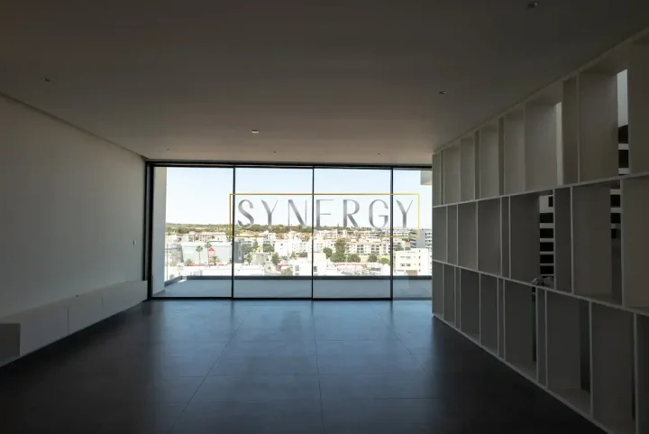 Penthouse for rent 190 m² in Nicosia, Egkomi
