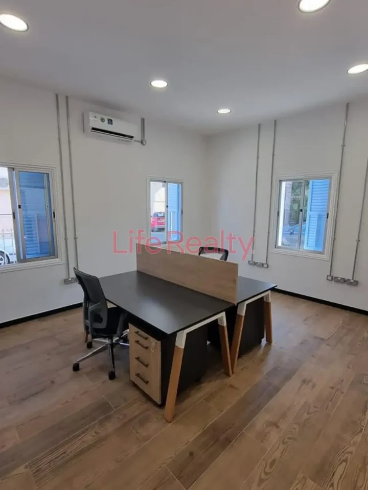 Γραφείο 140 μ² προς ενοικίαση στην τοποθεσία Limassol, Historical Center