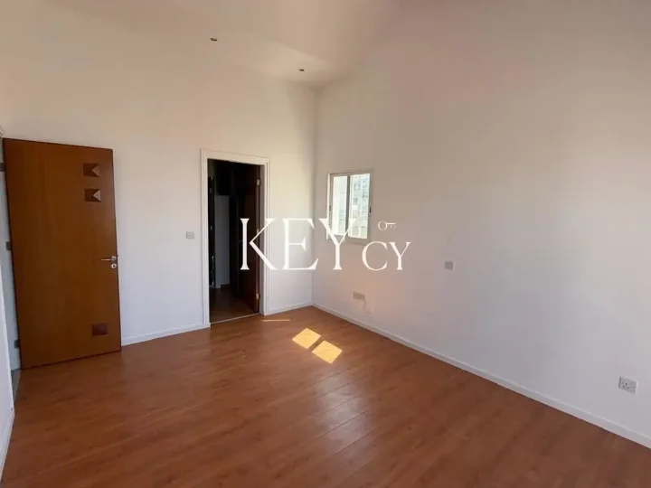 4-bedroom semi-detached house for rent 270 m² in Limassol, Limassol - Agia Fyla