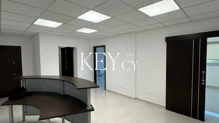 Office 103 m² for rent in Limassol, Limassol - Agia Zoni