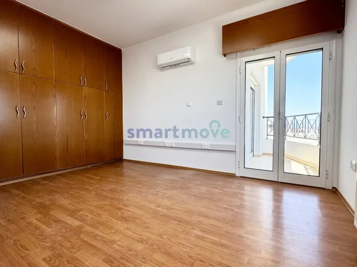 Office 171 m² for rent in Limassol, Limassol - Mesa Geitonia