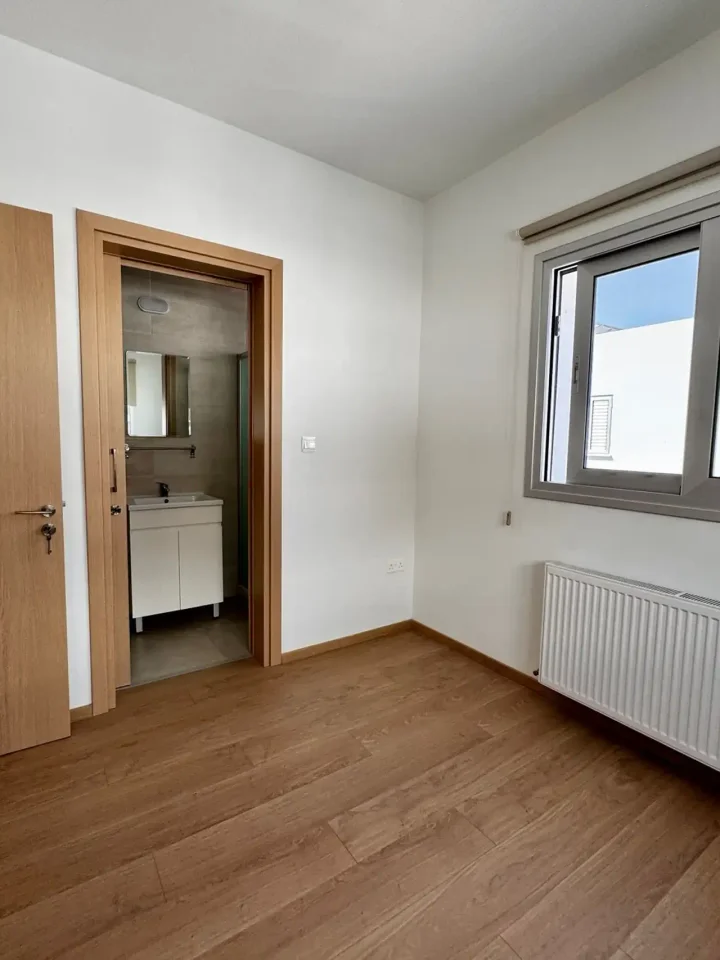 4-bedroom detached house for rent 220 m² in Nicosia, Latsia - Archangelos Michail