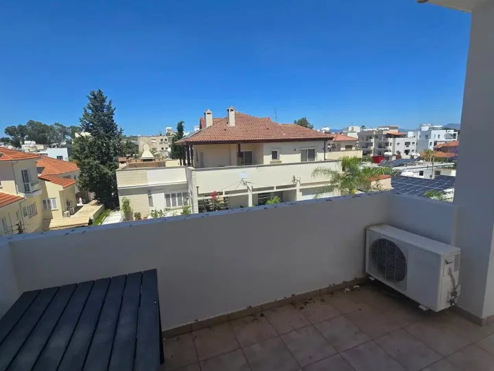 Apartments for rent 100 m² in Nicosia, Egkomi - Makedonitissa
