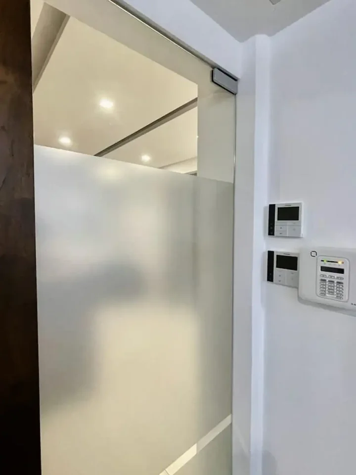 Office 100 m² for rent in Limassol, Limassol - Agios Nicolaos
