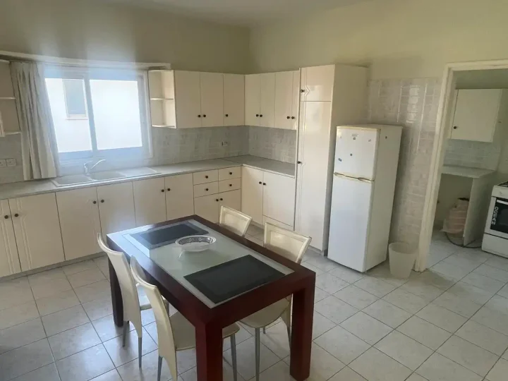 2-bedroom apartments for rent 130 m² in Nicosia, Egkomi - Makedonitissa