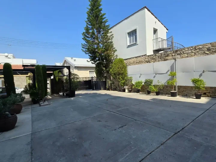 Γραφείο 480 μ² προς ενοικίαση στην τοποθεσία Limassol, Historical Center