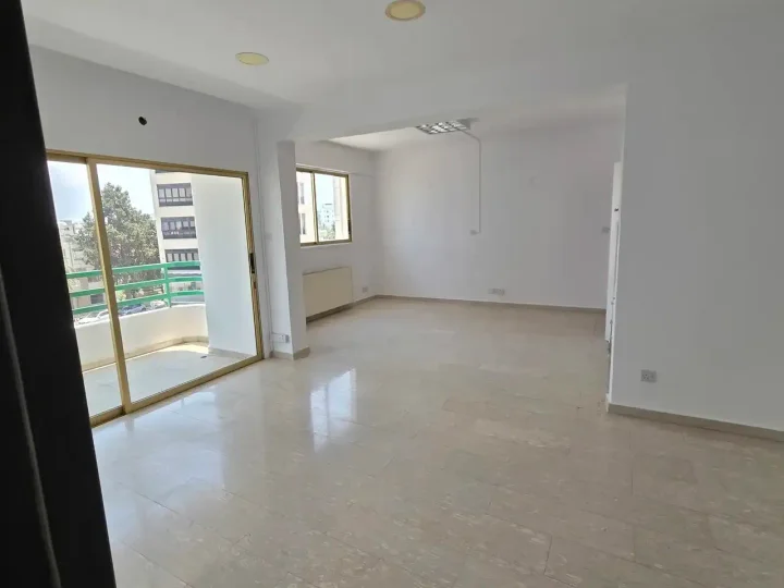 Офис 44 м² в аренду в Nicosia, Strovolos - Acropolis