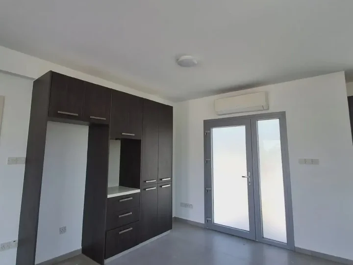 Μονοκατοικία προς ενοικίαση 130 μ² στην τοποθεσία Limassol, Moni